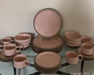 Rose Quartz Midwinter Stoneware Set