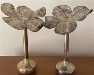 Set of 2 Unique Flower Vases
