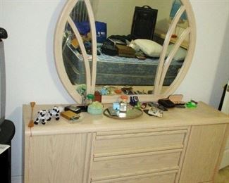 Dresser vanity with bed --6 pieces