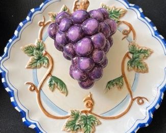 Decorative fruit plate