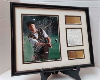 https://ctbids.com/estate-sale/13112/item/1202758 Framed US Open Champion Payne Stewart
Add this to your collection! It measures 15"L x 12"H.