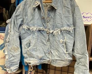 https://www.ebay.com/itm/115125357899	BM7050 1980s Vintage Code Blue Jean Jacket		Auction
