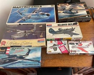 Vintage NOS aircraft models. 
