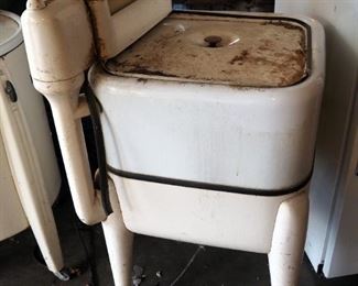 Vintage Wringer Washer