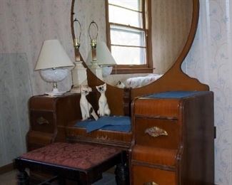 Antique Waterfall Style Makeup Vanity, 70" x 48" x 19", Includes Mirror, And Upholstered Bench, 16" x 14" x 22"