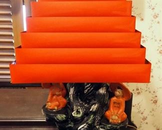 Vintage Silvestri 1958 Asian Man And Woman Red Venetian Blind Shade Lamp, 23" Tall, Powers On