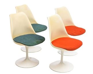 Eero Saarinen for Knoll, Set of 4 Tulip Chairs