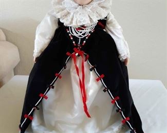 Franklin Heirloom Elizabeth I Doll