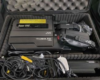 JVC GFS550 Super VHS Camcorder