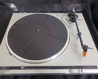 MCS 6604 Turntable