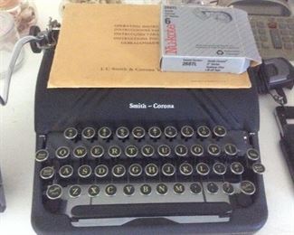 Vintage Smith corona typewriter 