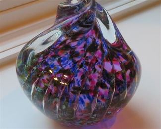 Studio art glass paperweight - Maytum Studio