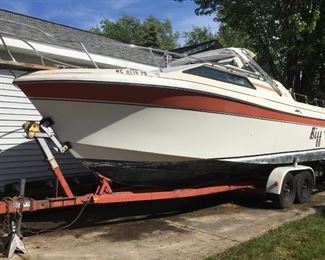 Hi Linda,
1978 25’ Cruiser. 1979 calkins trailer. It is a Mercedes’ cruiser V-8 out drive. There have been 50 hours on the boat in 25 years. Running condition unknown. Sold as is. Project boat.