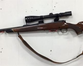 Winchester -Model 70 XTR -243 WIN