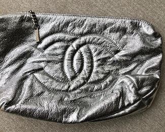 $200 Chanel pouch or bag 