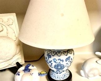Blue/white lamps