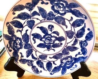 Blue/white Amari pattern