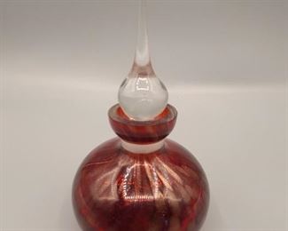 Perfume bottle 
