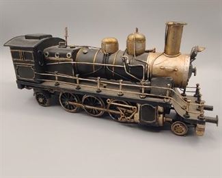 Old Folk Art locomotive 