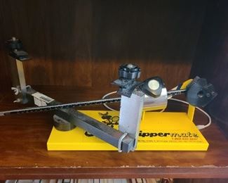 Klippermate tennis racquet stringer