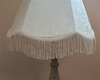 Fringe accent lamp