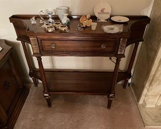 Heritage Side Table 