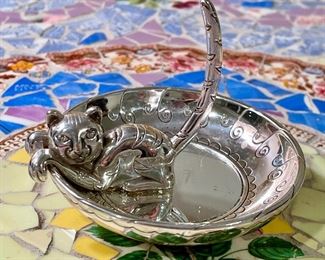 Item 135:  Brighton "Kitty" Ring Dish:  $22