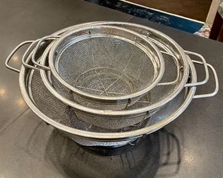 Item 98:  Set of 3 Stainless Colanders:  $16