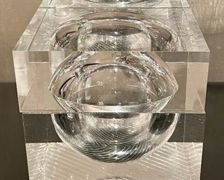 Item 286:  1980's Lucite Ice Bucket with Swivel Top:  $195