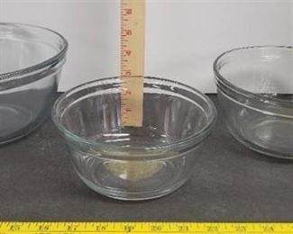 (3) Anchor hocking ovenware clear glass mixing bowls