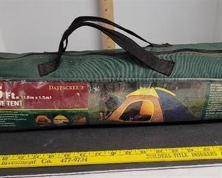 Northwest 6' x 5' sport dome tent