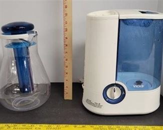 Vicks warm mist & drinking pitcher