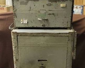 Craftsman 2 piece rolling tool box 28" W x 17 1/2" D x 51" H