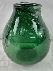 Beautiful Green Art Glass Vase