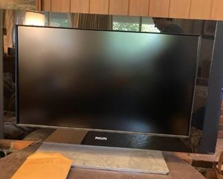 42in Philips Flatscreen TV And Sony DVD Player