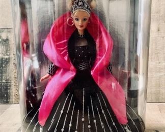 Barbie Happy Holidays Special Edition NIB