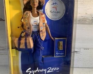 NIB Sydney 2000 Barbie, Olympic Pin Collector
