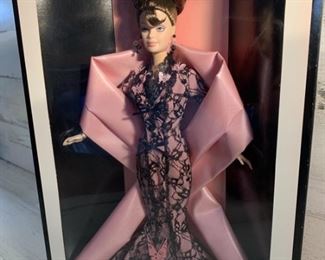 NIB Limited Edition Hanae Mori Barbie
Commemorating Career of Famous Japanese Fashion Designer, Madame Hanae Mori
Barbie comes New in the Box