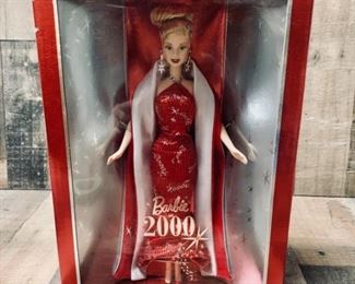Barbie 2000 Collector Edition NIB