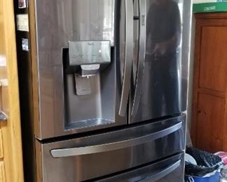 LG 4 drawer Refrigerator