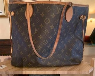 Louis Vuitton Neverfull