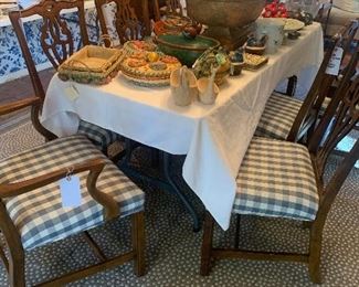 Set of 8 (2 armchairs) dining chairs with beautiful upholstery in excellent condition