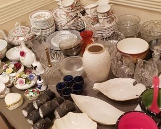 Dishes and Serving Pieces 