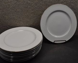 Set of 8 Crown Victoria Lovelace Dinner Plates | 10 3/8" Dia