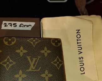 Louis Vuitton wallet (new - real)