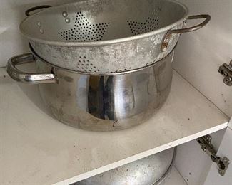 Garage - white cabinet 