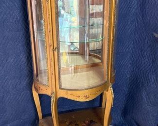002 French Provincial Style Curio Cabinet