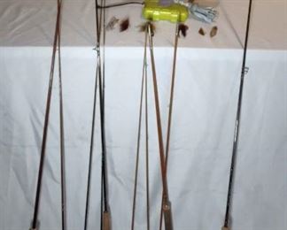 4 Fly Fishing Rods with Large Reel