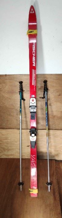 Fischer RC4 Snow Skis and Poles