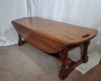 Solid Wood Coffee Table with Expanding Top